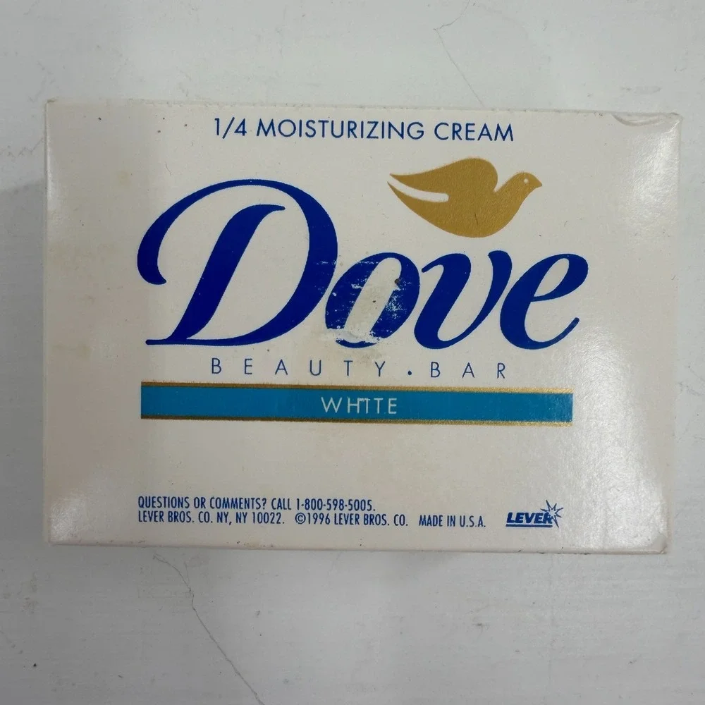 VTG 1996 Dove Beauty Bar Soap Sealed 4.75oz Lever Bros USA New Old Stock Prop Ad
